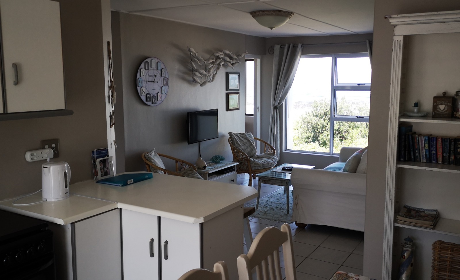 16b, 17 Human Street, Onrus, Hermanus - Photo 3